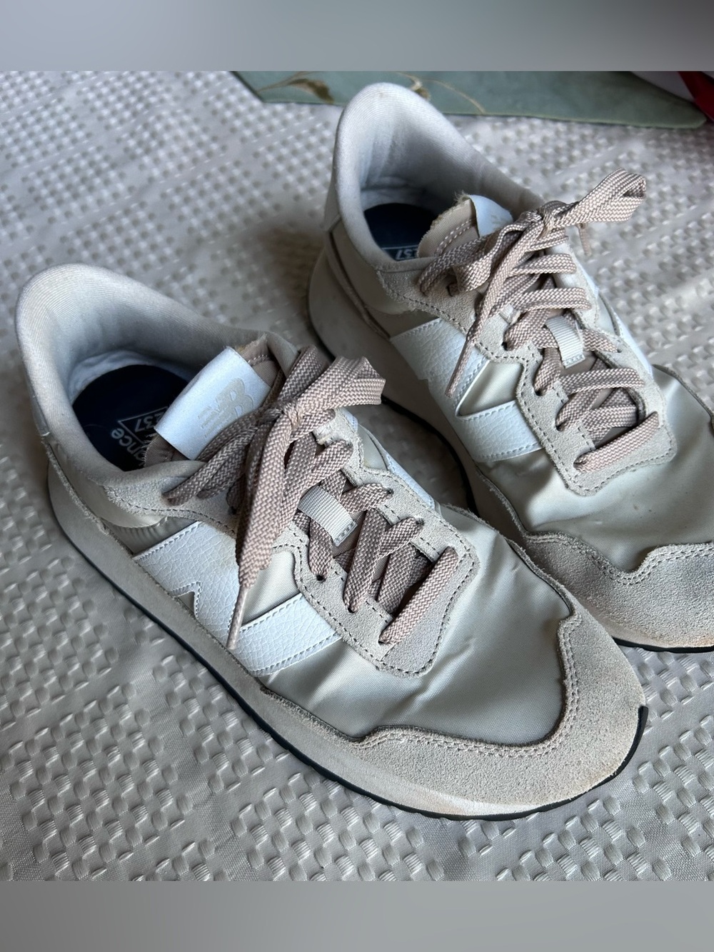 Women’s New Balance 237 Casual Lace-Up Beige, Pink and White - Women’s 8
